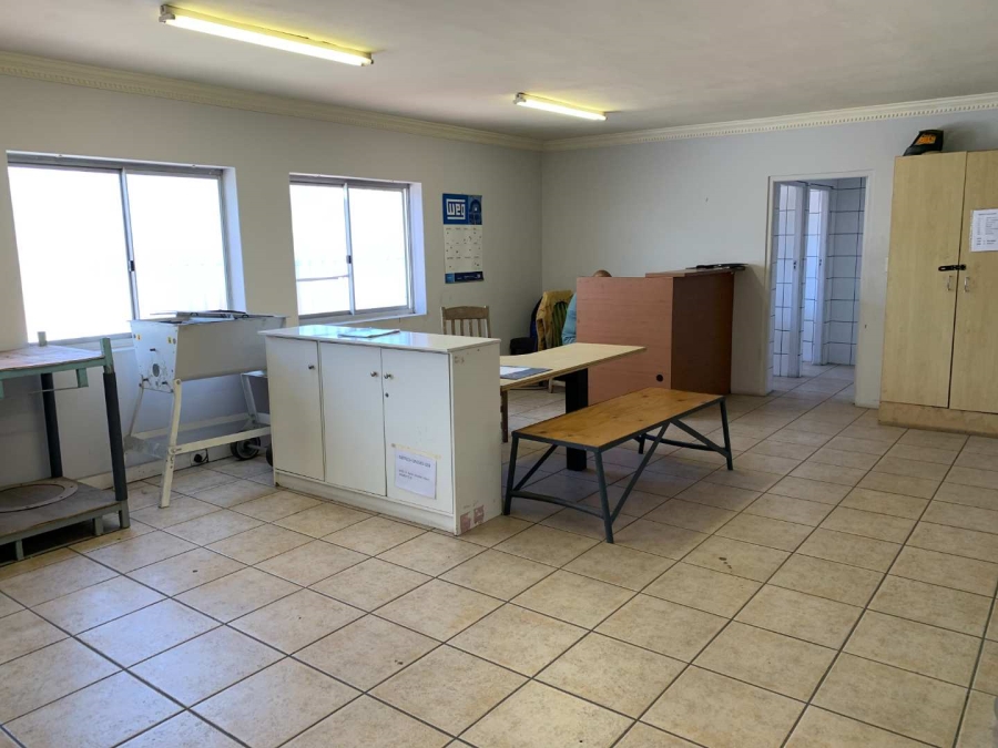 To Let commercial Property for Rent in Parow Industrial Western Cape